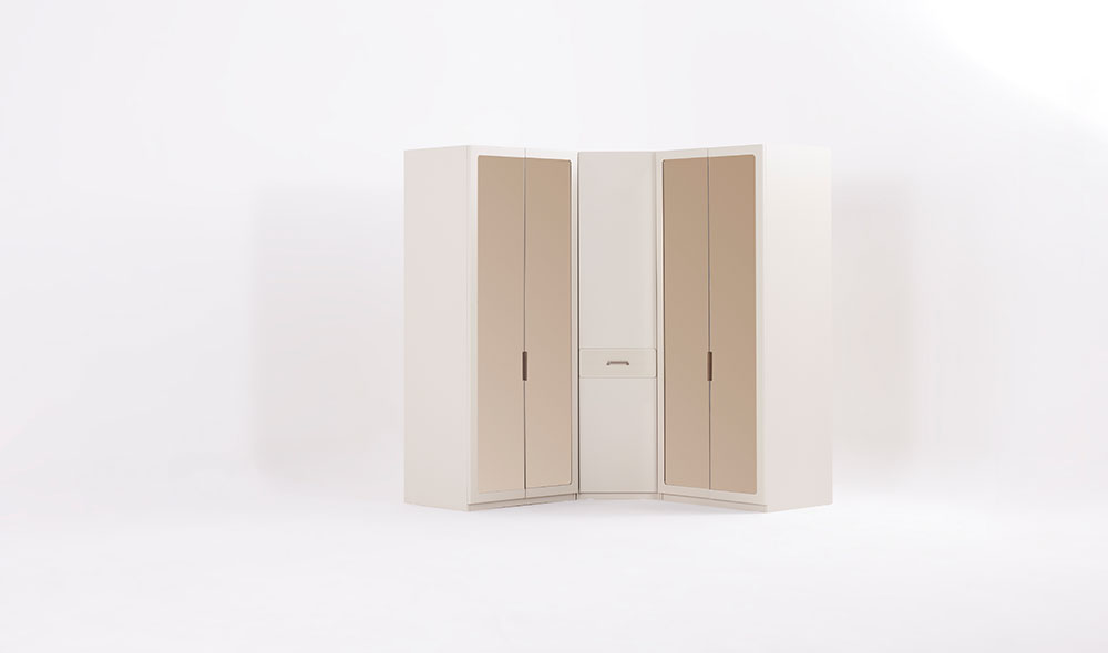 NOTA (LD) GİYİNME ODASI